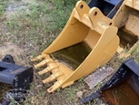 Used Bucket in yard,Back of used Deere Bucket,Used Deere Bucket in yard,Front of used Bucket